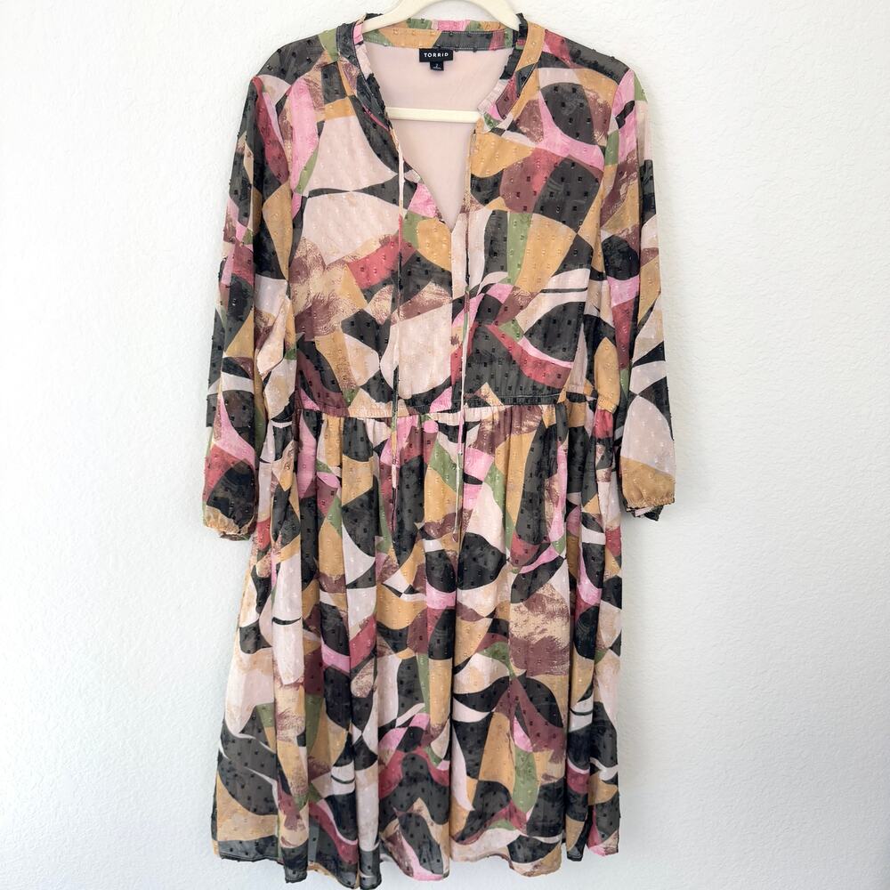 Torrid Womens Mini Clip Dot Front Keyhole Dress Size 2X Mini-Midi Geo Print